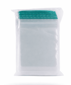 100 stykk gjennomsiktige zip lock poser i størrelse 12 x 8 cm laget av LDPE plast med medium tykkelse og sterk lynlås