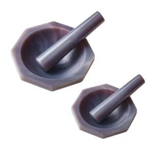 Laboratorie morter og pistill i agat sendt fra Norge